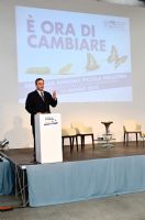 Fai click per vedere l'immagine &raquo;